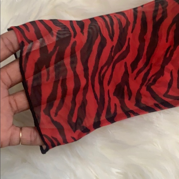 Sheer Animal Print Top - Picture 3 of 4